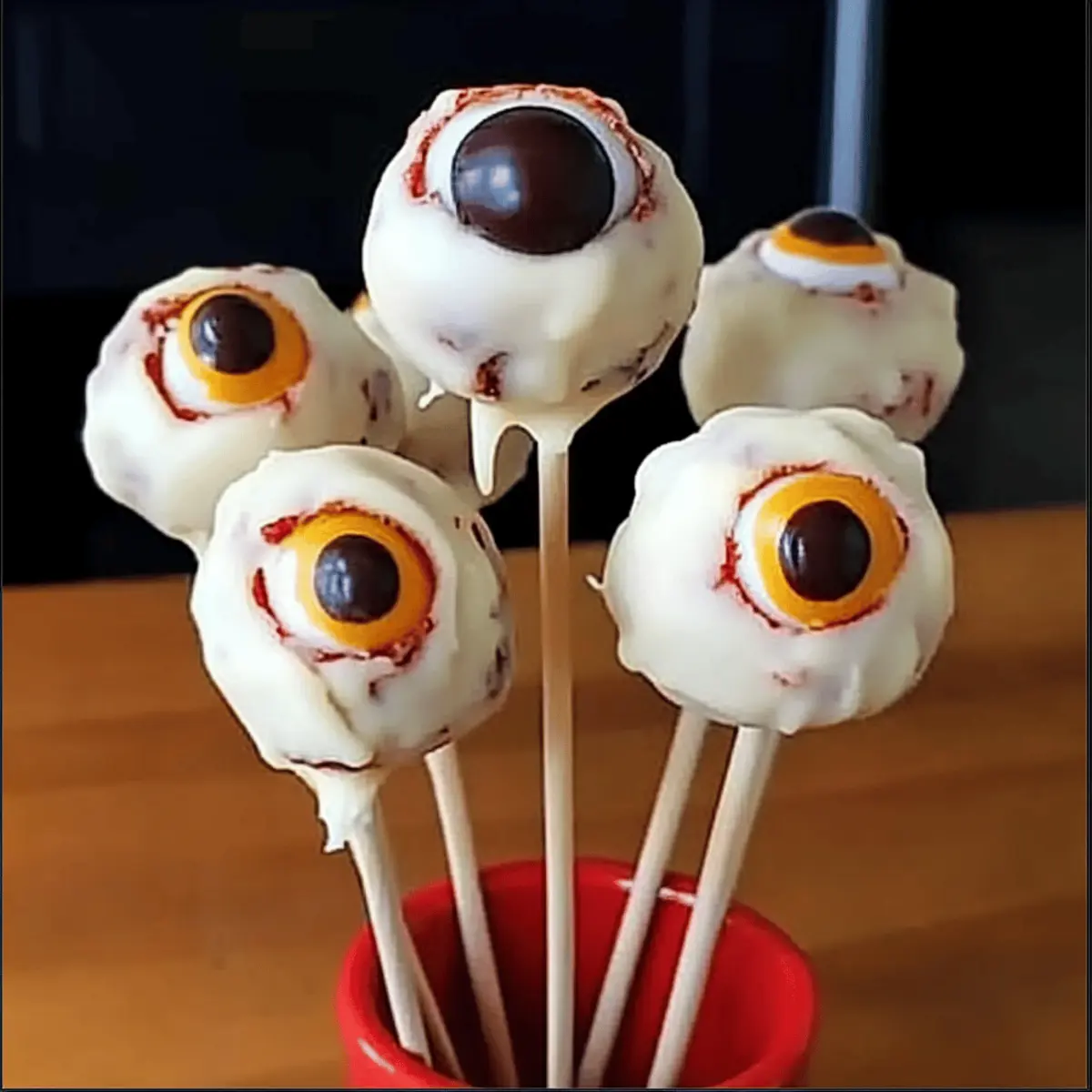 Spooky Halloween Cake Pops Kids Will Love Making Together